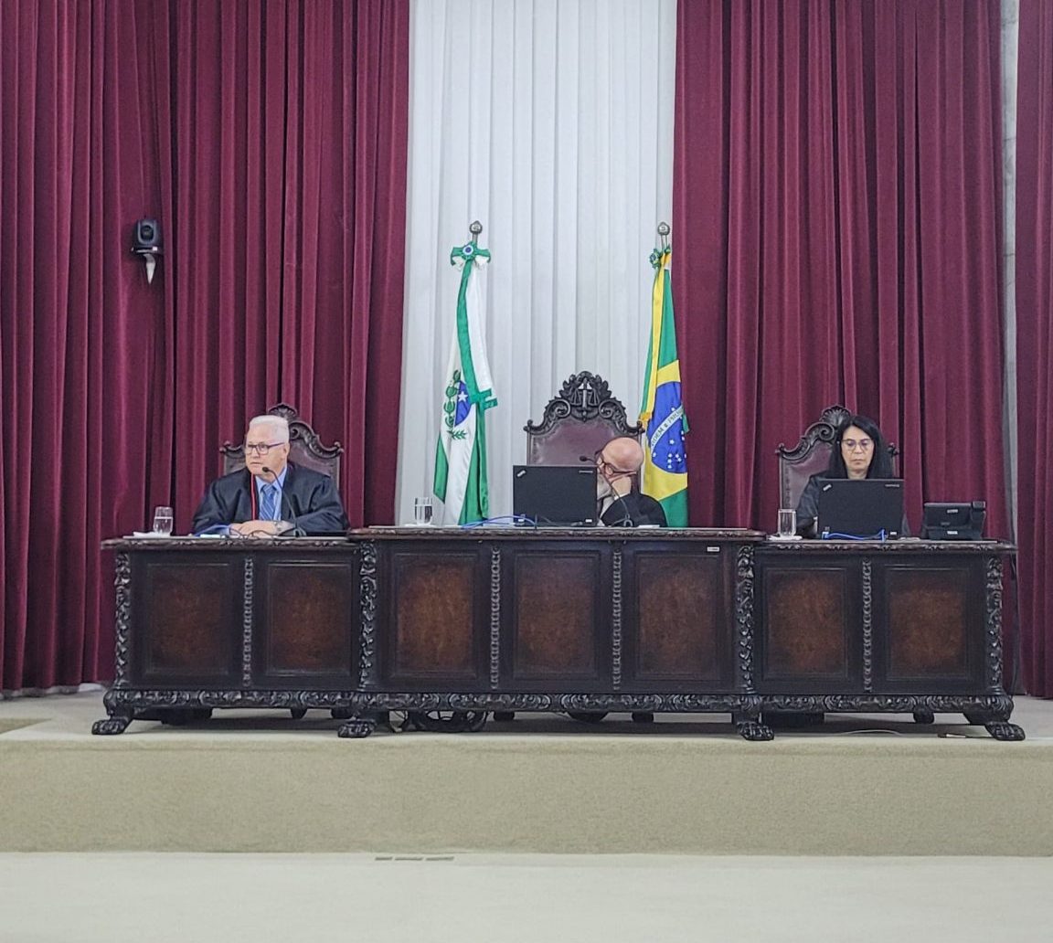 Leia mais sobre o artigo Gabriel Guy Léger é empossado como Procurador-Geral do Ministério Público do Paraná
